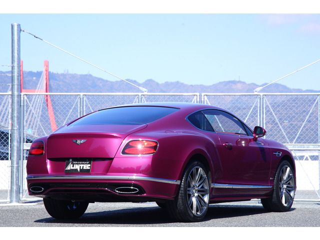 BENTLEY coupe
