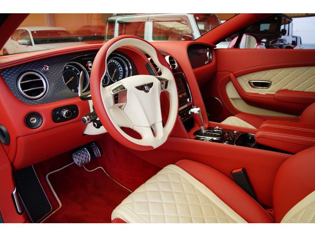 BENTLEY coupe
