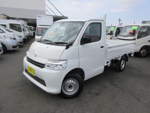 BONGO truck 2WD