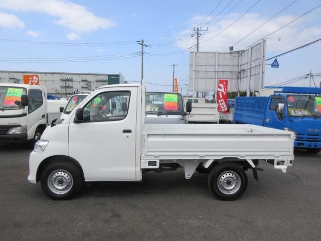BONGO truck 2WD