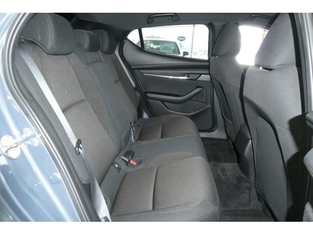 MAZDA3 FASTBACK