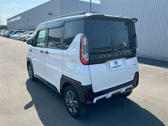 DELICA MINI