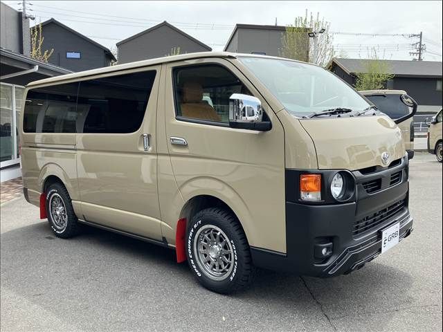 HIACE van 4WD