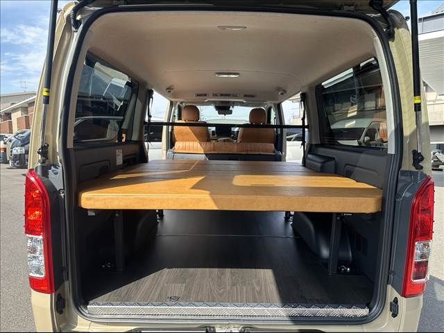 HIACE van 4WD