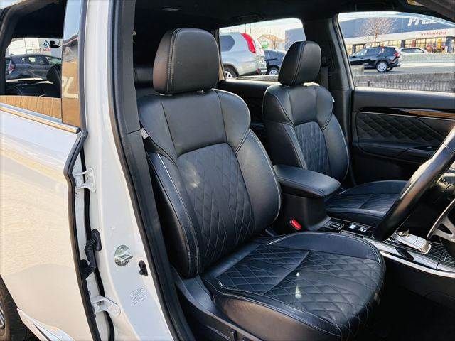 OUTLANDER PHEV