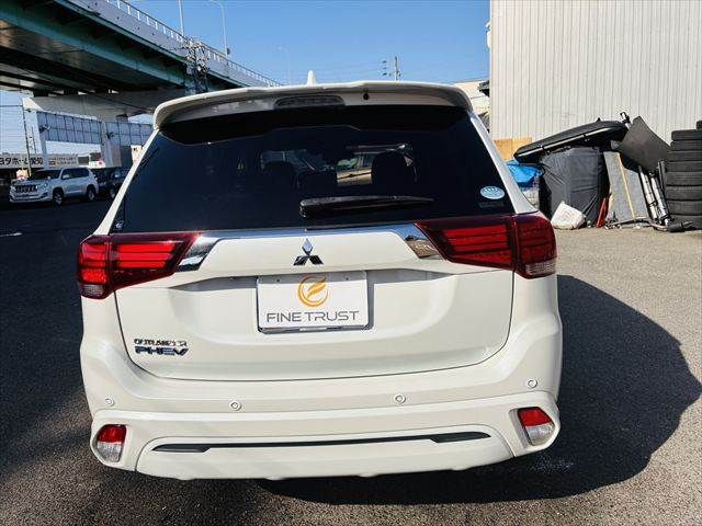 OUTLANDER PHEV