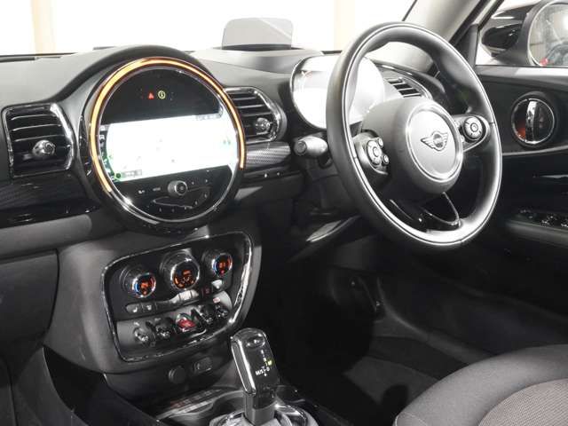 MINI COOPER CLUBMAN