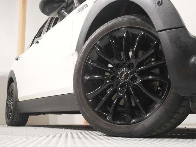 MINI COOPER CLUBMAN