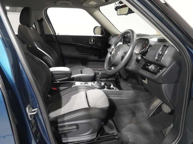 MINI COOPER D CROSSOVER