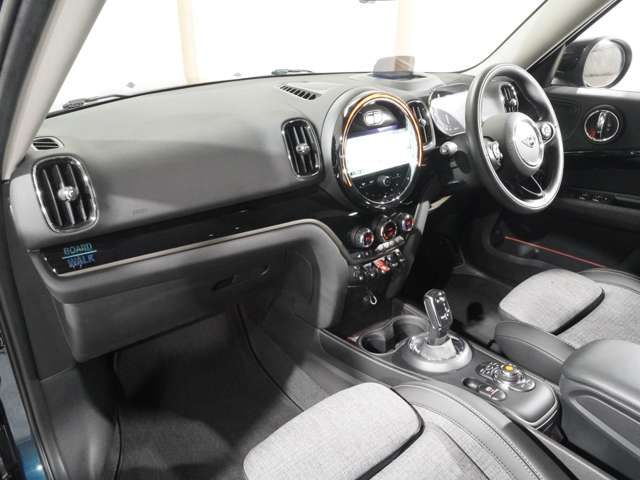 MINI COOPER D CROSSOVER
