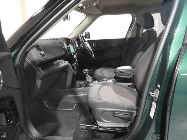 BMW MINI COOPER D CROSSOVER