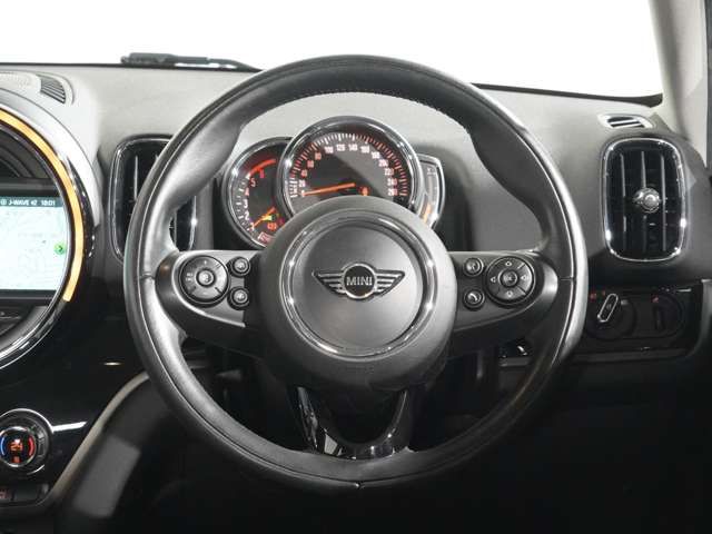 BMW MINI COOPER D CROSSOVER