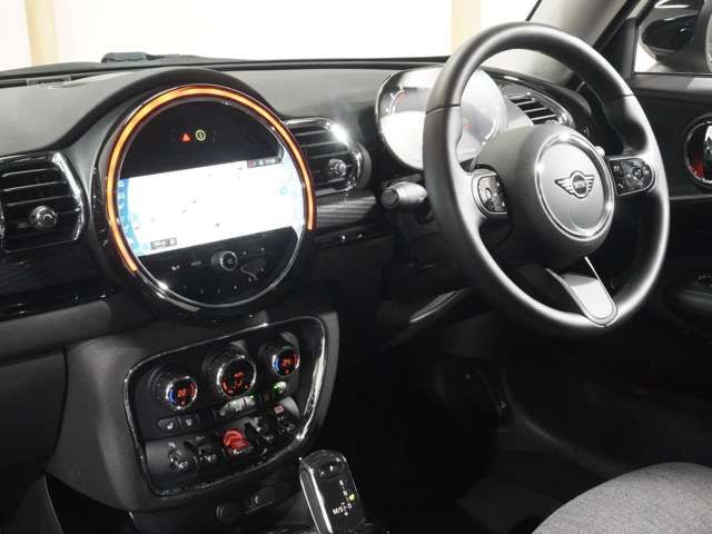 MINI COOPER D CLUBMAN