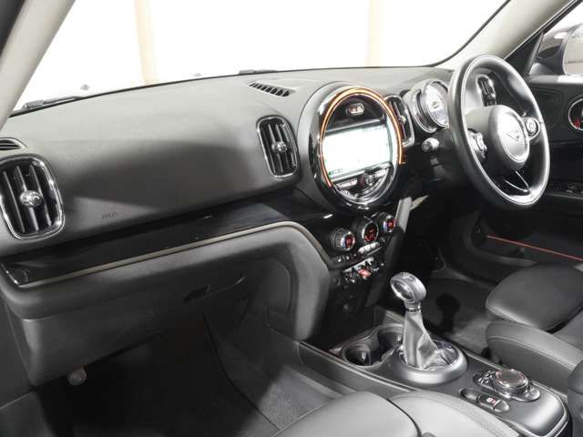 MINI COOPER D CROSSOVER