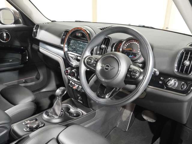 MINI COOPER D CROSSOVER