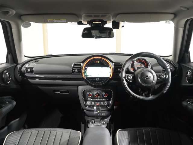 MINI COOPER D CLUBMAN