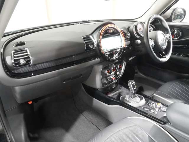 MINI COOPER D CLUBMAN