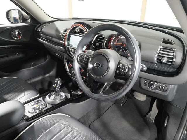 MINI COOPER D CLUBMAN