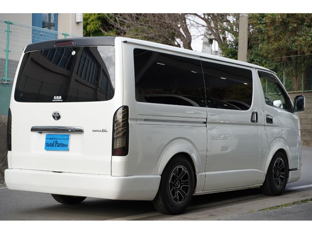 REGIUSACE van 2WD