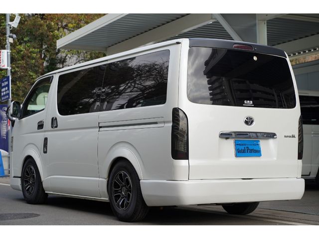 REGIUSACE van 2WD