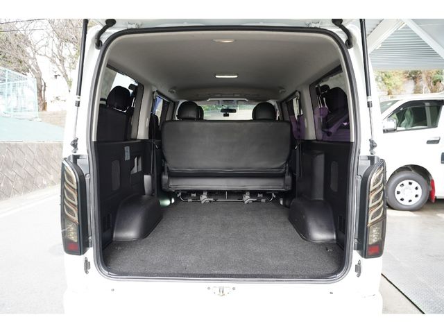 REGIUSACE van 2WD