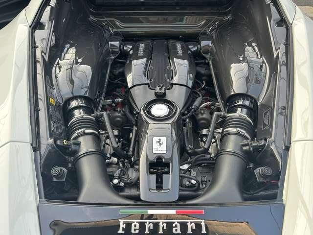 FERRARI F8 Tributo