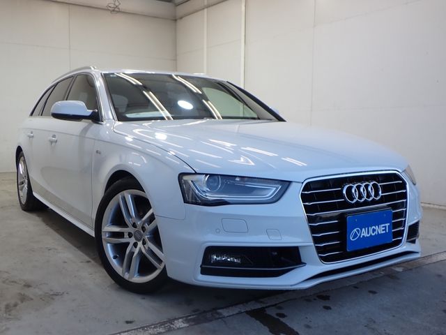 AUDI A4 AVANT
