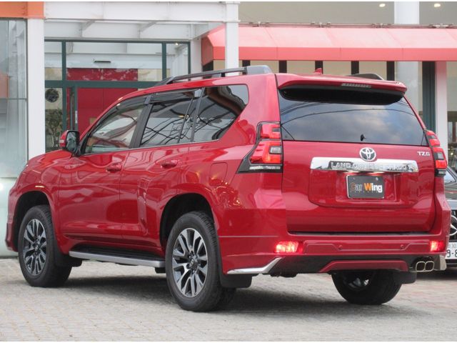 LANDCRUISER PRADO