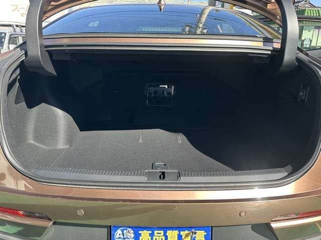 CROWN CROSSOVER