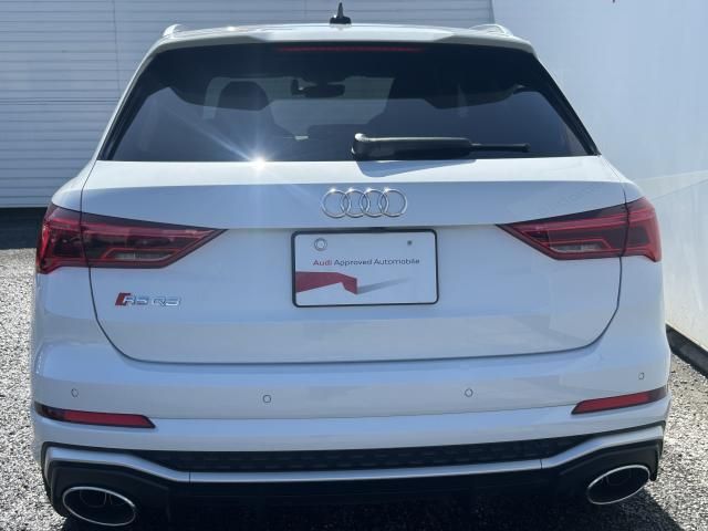 AUDI RS Q3