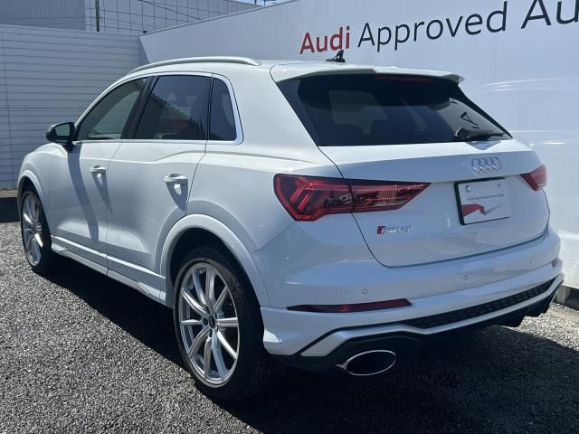 AUDI RS Q3