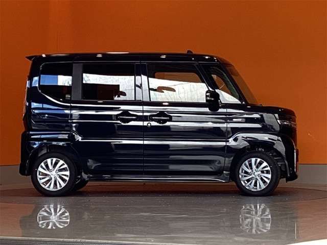 Spacia custom