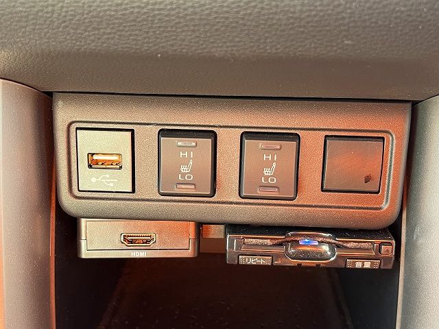 COROLLA CROSS HYBRID