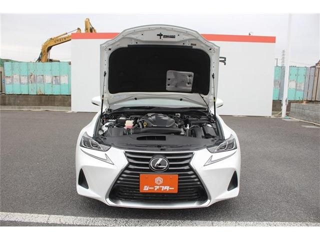 LEXUS IS300