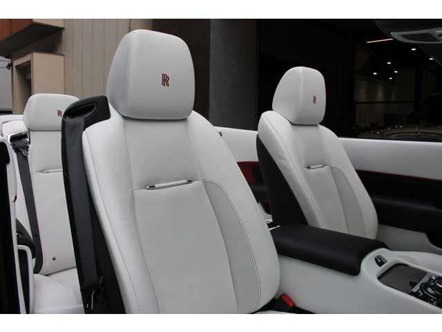 ROLLS-ROYCE open