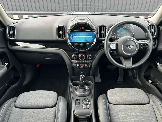 MINI COOPER D CROSSOVER