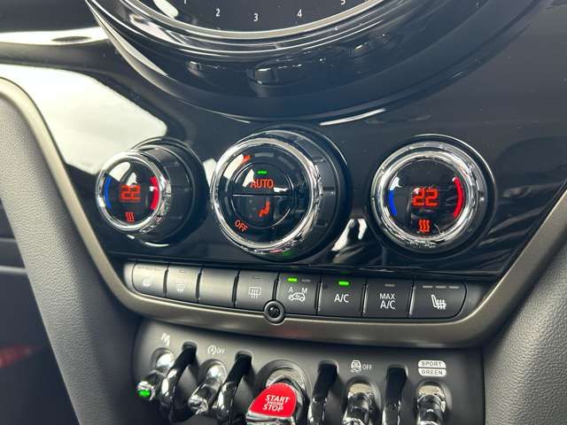 MINI COOPER D CROSSOVER