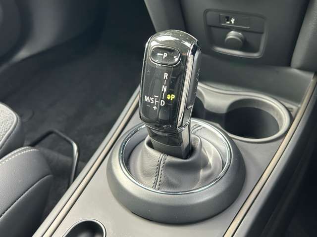 MINI COOPER D CROSSOVER