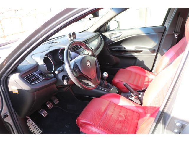 ALFAROMEO Giulietta