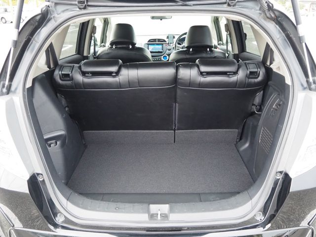 FIT HYBRID