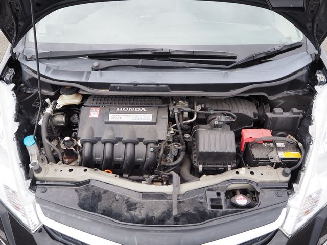 FIT HYBRID
