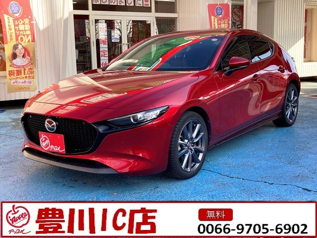 MAZDA3 FASTBACK