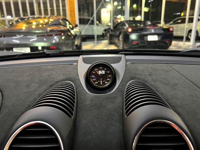 PORSCHE 718Spyder