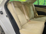 CROWN sedan hybrid