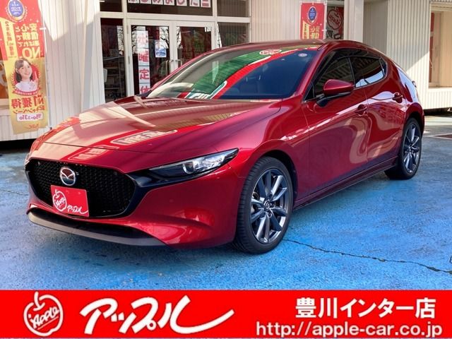 MAZDA3 FASTBACK
