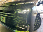 VOXY HYBRID