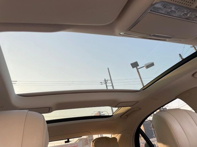 MERCEDES BENZ S class