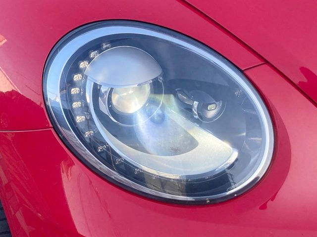 VOLKSWAGEN The BEETLE