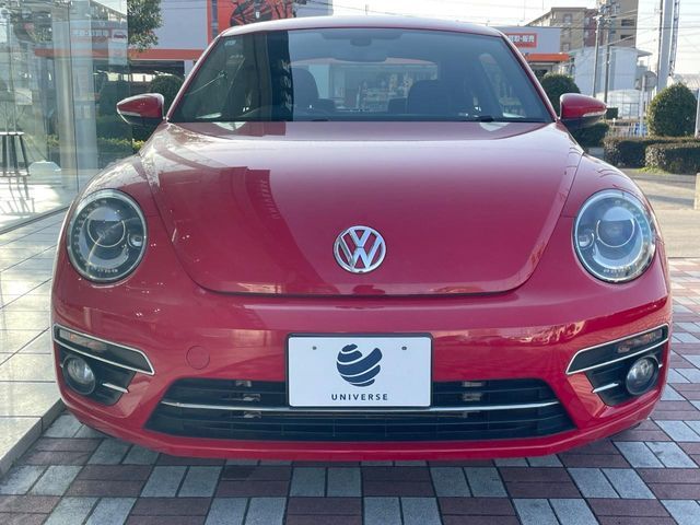 VOLKSWAGEN The BEETLE