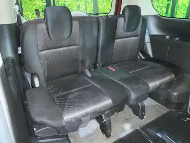 SERENA S-HYBRID 4WD